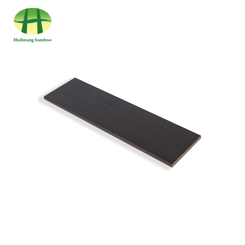 Fál amuigh faoin aer bambú trom carbónaithe