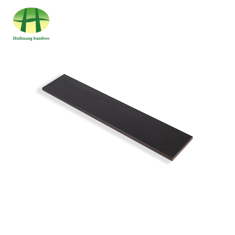 Fál amuigh faoin aer bambú trom carbónaithe