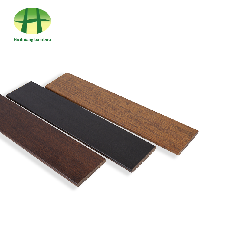 Fál amuigh faoin aer bambú trom carbónaithe